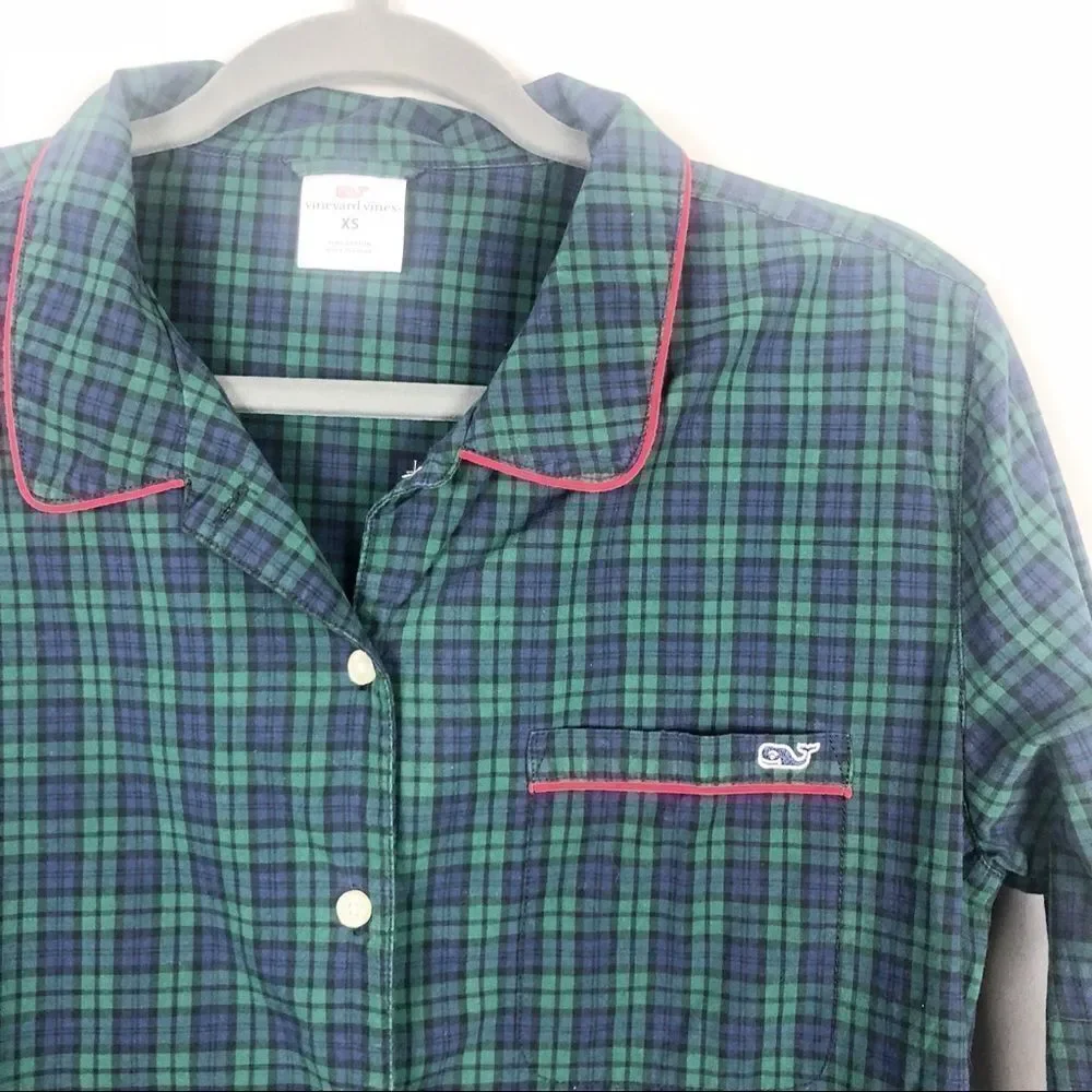 Vineyard Vines nice green